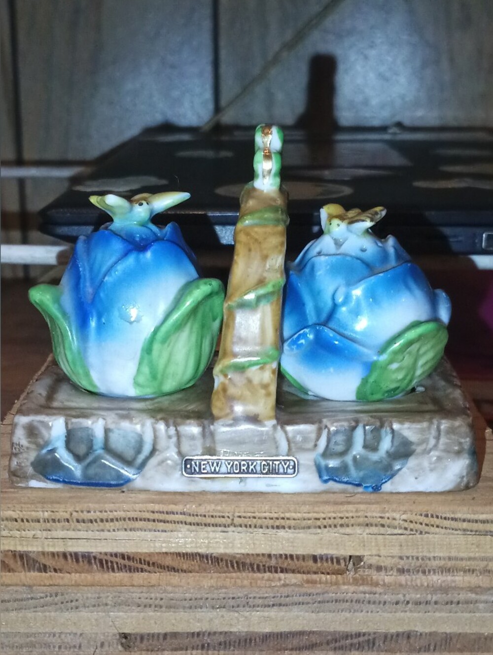 VTG Occupied Japan 3-Pc Blue Tulip Butterfly Salt & Pepper Shaker Set Caddy